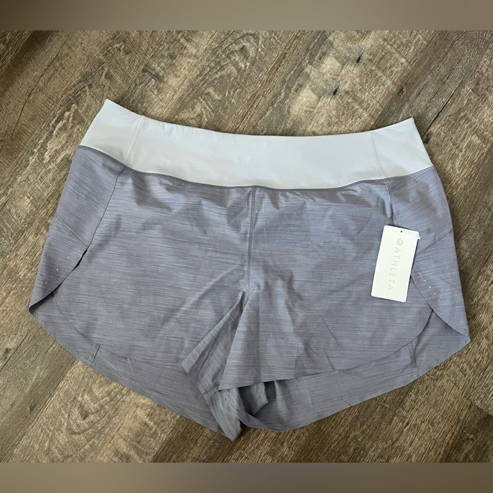 Athleta Run With It Textured 3.5 Shorts-Size 2X